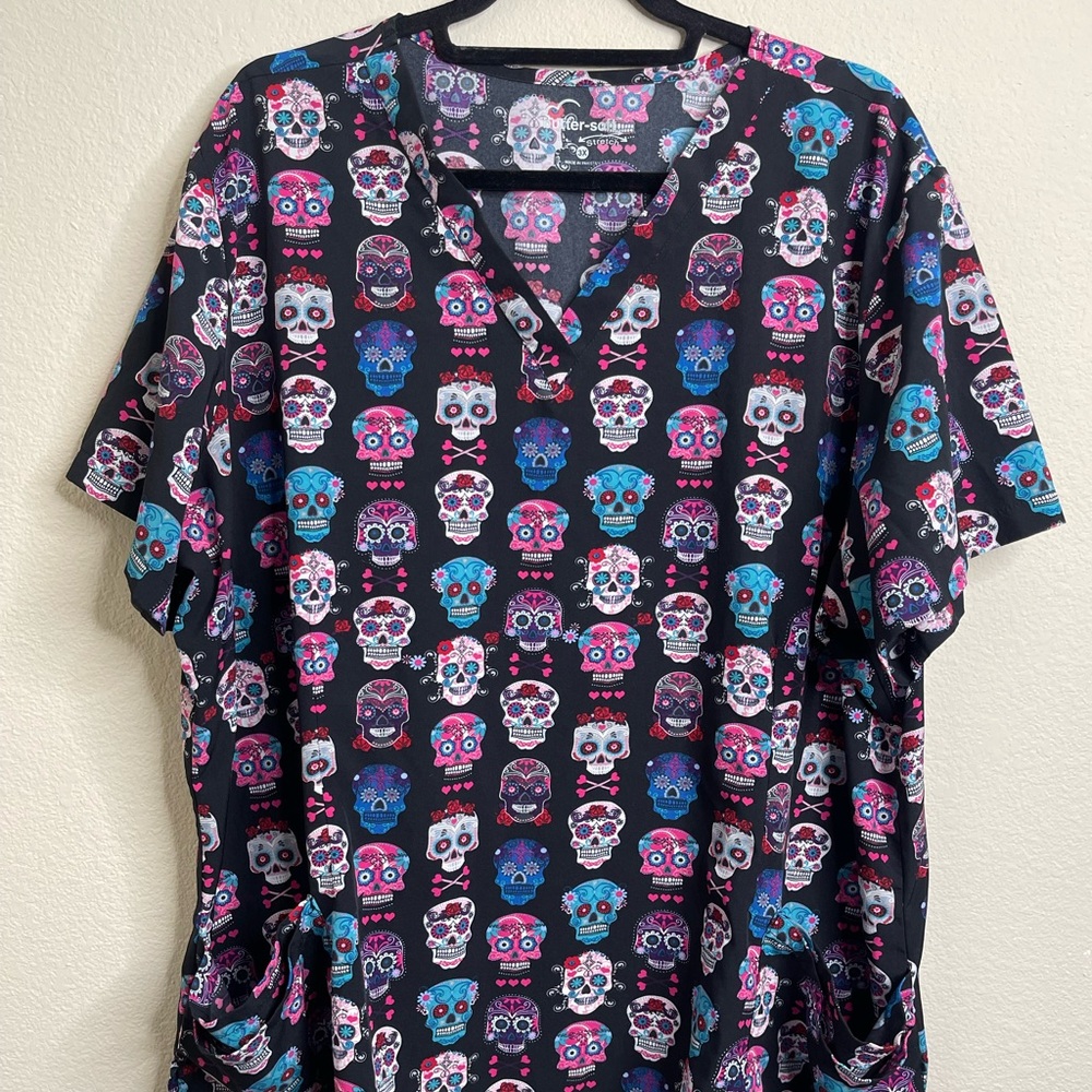 3x Buttersoft scrub top